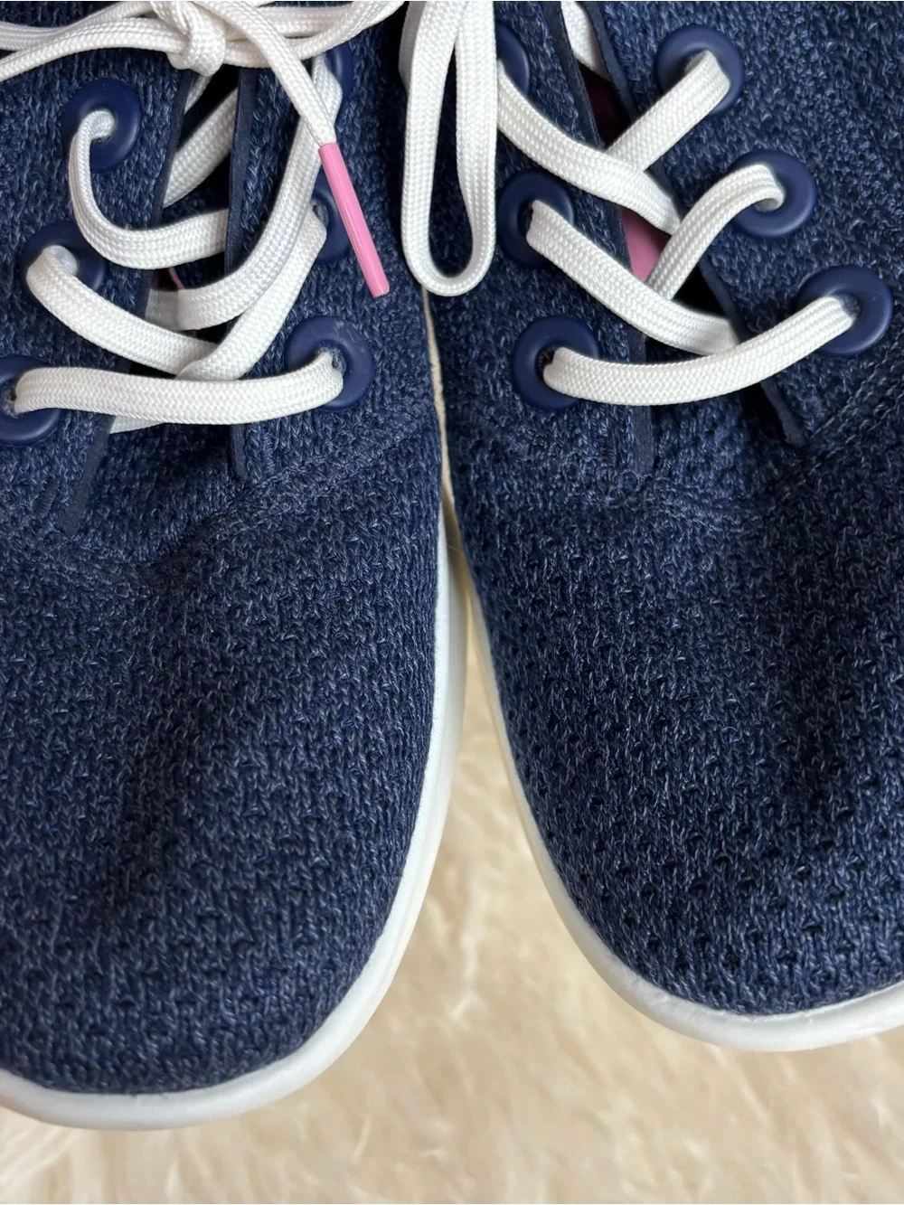 Allbirds women W 9 nwot Navy Knit Sneakers with Pink Accents 250